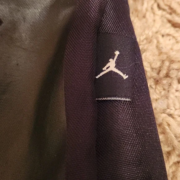 Air Jordan Black  Cinch Bag - Picture 3 of 12